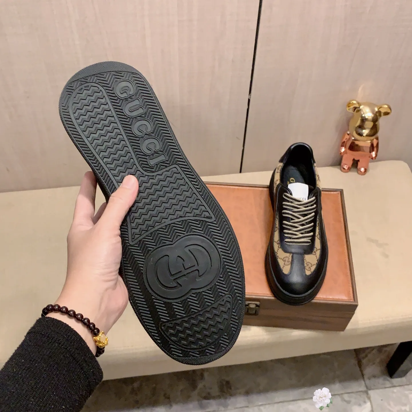 Men's men's shoes💰420💰💰🎩🎩[Lightning][Lightning] "GUCCI*" The latest and most popular casual sports shoes, top brand [seduce] luxury ~ purchasing agent, top quality ~. [Strong] The upper is made of imported breathable cowhide with material ➕ breathable sheepskin feet (•) and fine workmanship. The original stylish and stylish soft rubber wear-resistant and non-slip outsole is light and comfortable on the feet. The real thing looks better when photographed in person. 012: code: 38-44, can be customized to 45, 3️⃣ colors are available